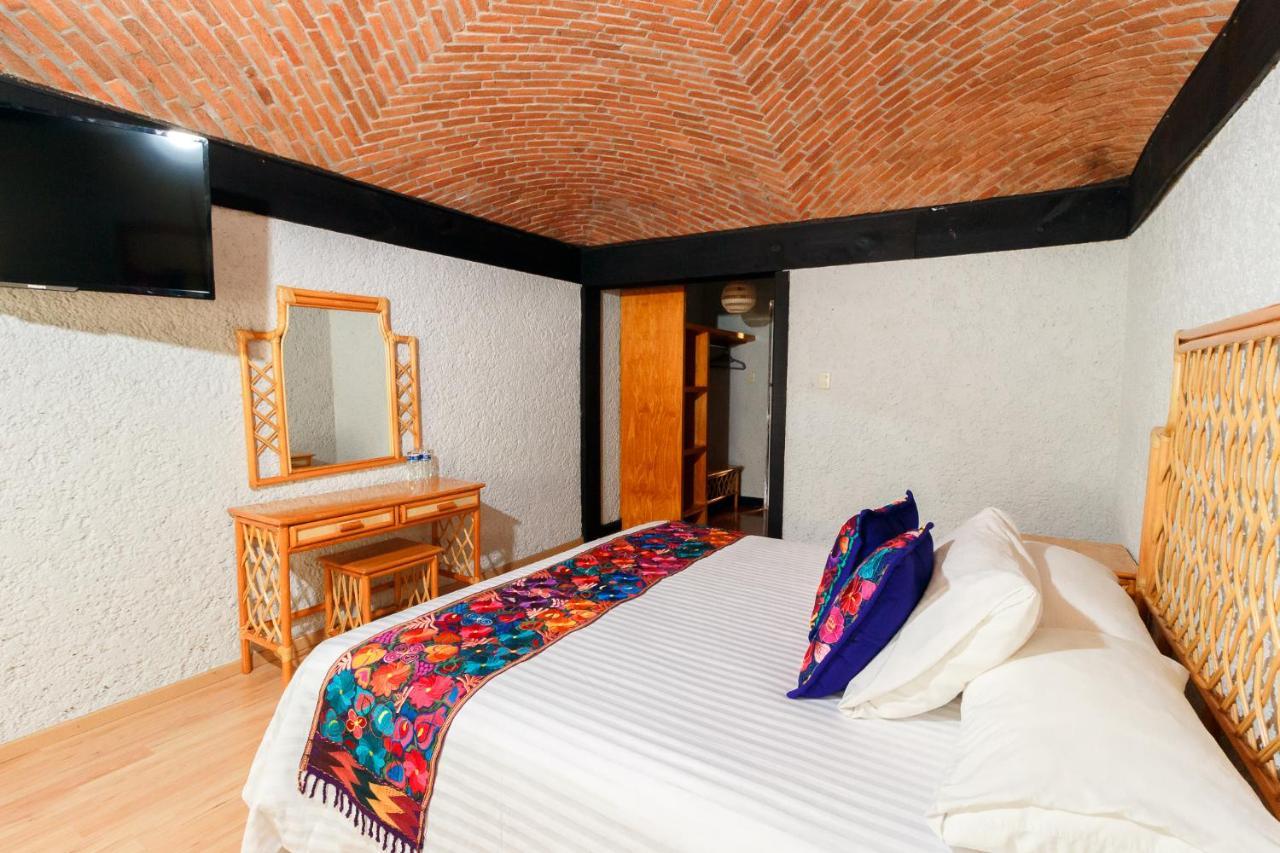 Hotel Hacienda Montesinos Морелія Екстер'єр фото